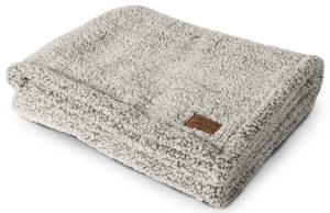 berber-blanket-couverture-berbere-frosted-linen-lin-glace-attraction-initial-100060O-v2