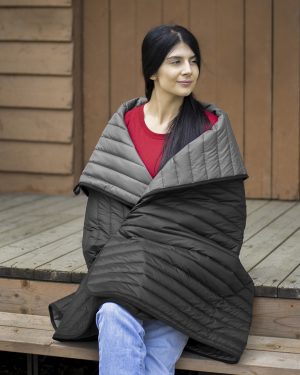 100037O – Quilted blanket